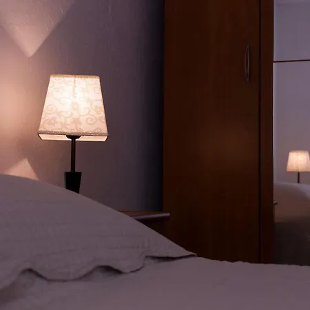 Apartment Roma *
