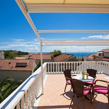 Apartment Roma Baska Voda