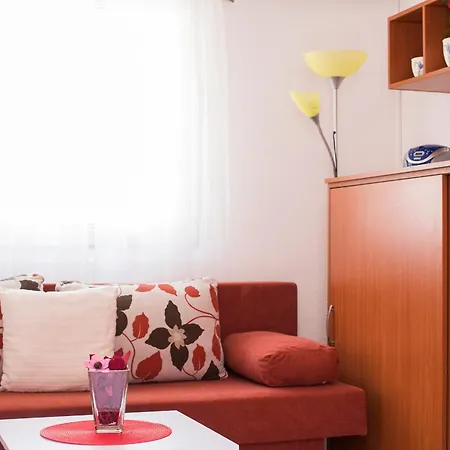 Apartment Roma Baska Voda