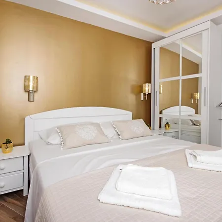 Apartment Roma