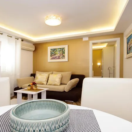 Roma Apartment