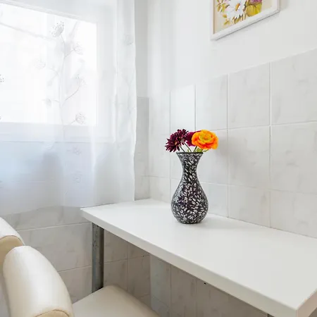 Apartment Roma *