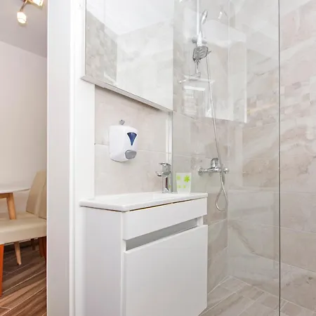 Roma Apartment Baska Voda