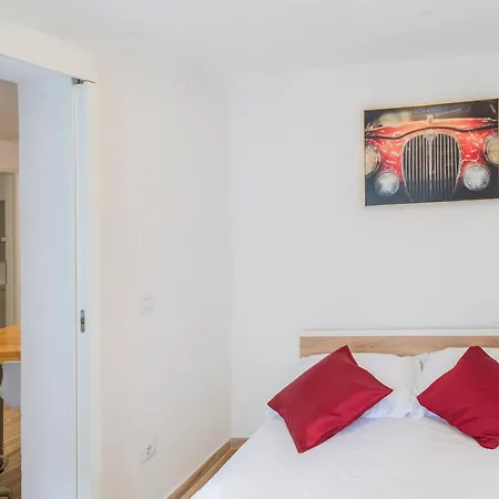 Roma Apartament Baška Voda