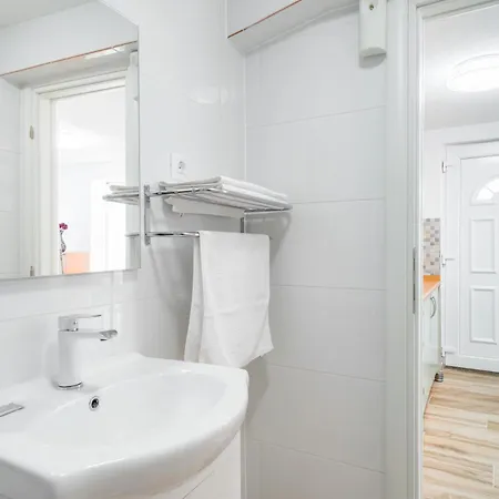 Apartment Roma Baska Voda