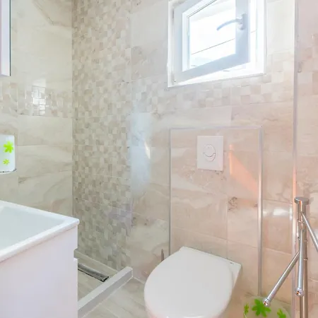Roma Apartment Baska Voda