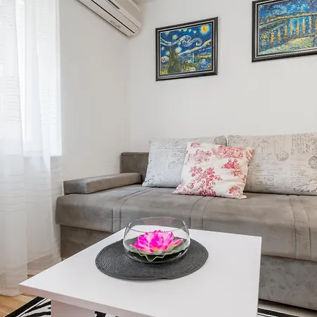 Apartment Roma Baska Voda