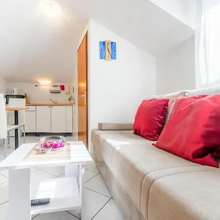 Apartment Roma *