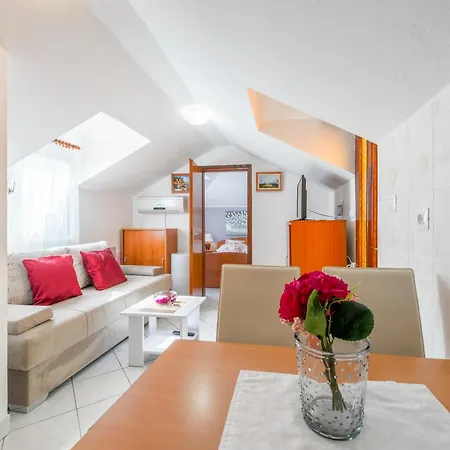 Roma Apartment