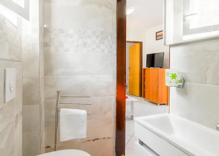 Roma Apartmán